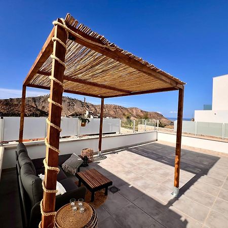 Dream Villa With Heated Pool, Rooftop & Ocean Views Моган Экстерьер фото